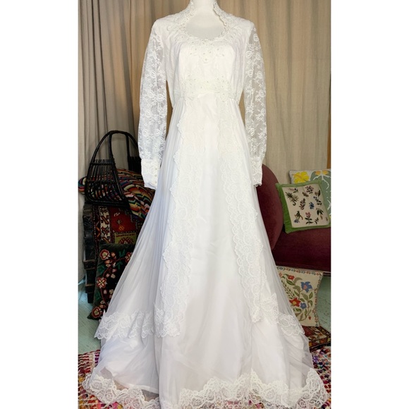 70s Wedding Gown - Picture 2 of 12
